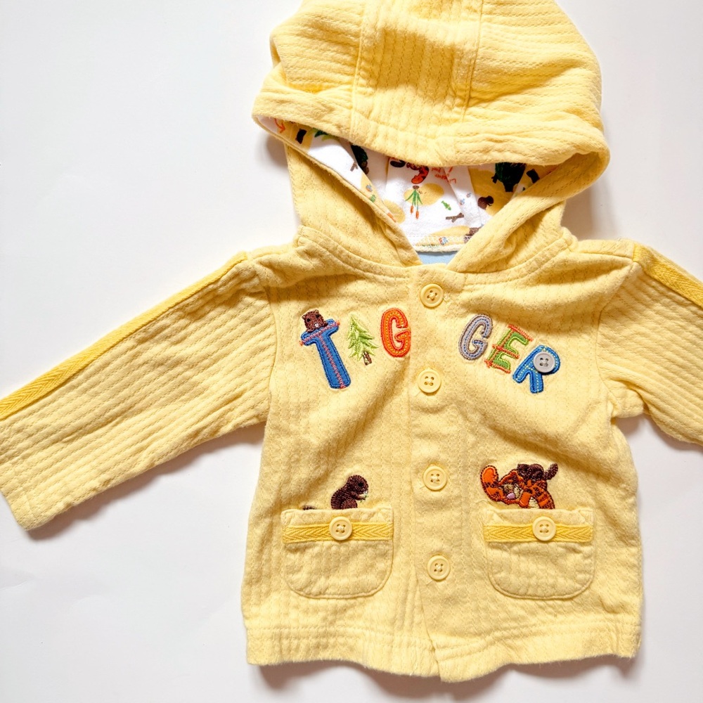 Wonderful World of Disney Winnie The Pooh Tigger Yellow Button Up size 3 months